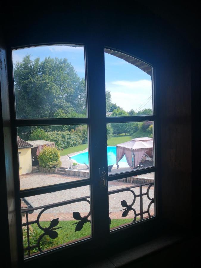 B&B Il Martin Pescatore Bagnolo San Vito Екстер'єр фото